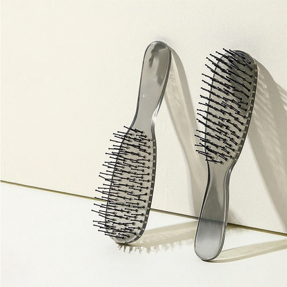 Dry and Wet Volumizing Detangling Hair Brush
