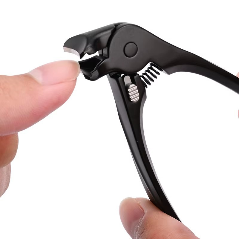 ✨🔥Stainless Steel Curved Nail Clipper – Ergonomic & Easy for Seniors